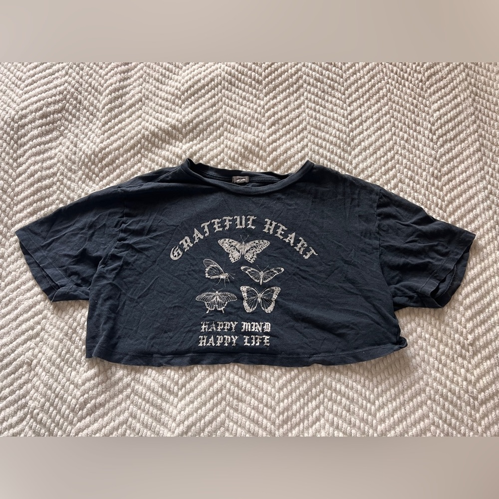 Garage small cropped graphic tee
